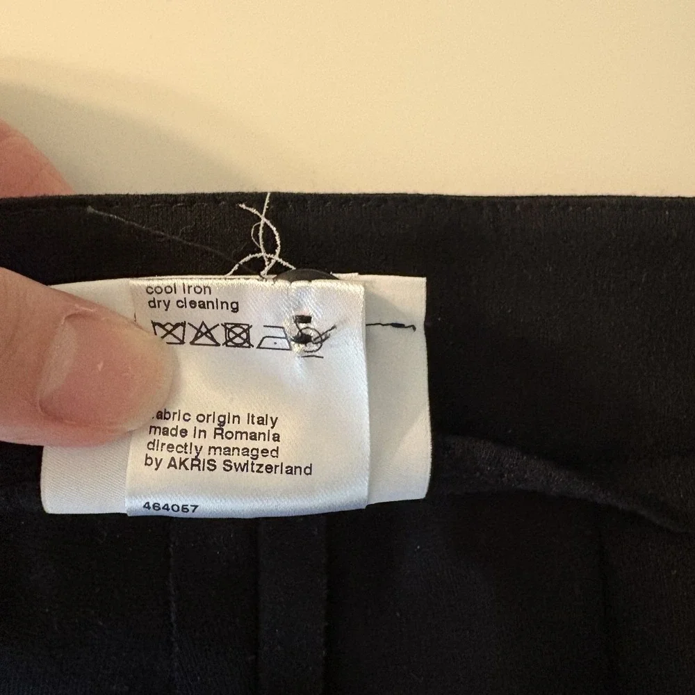 Akris Punto Pintuck Crease Stretch Knit Pants Black Size US 12 Minimalist Office